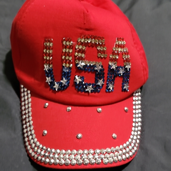 New Red USA Rhinestone Cap - Picture 1 of 8